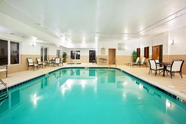 Pool 18 of 28