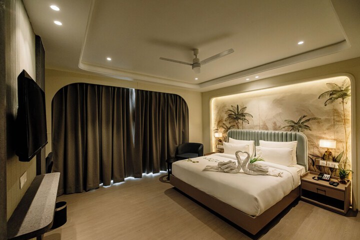 Room 17 of 64