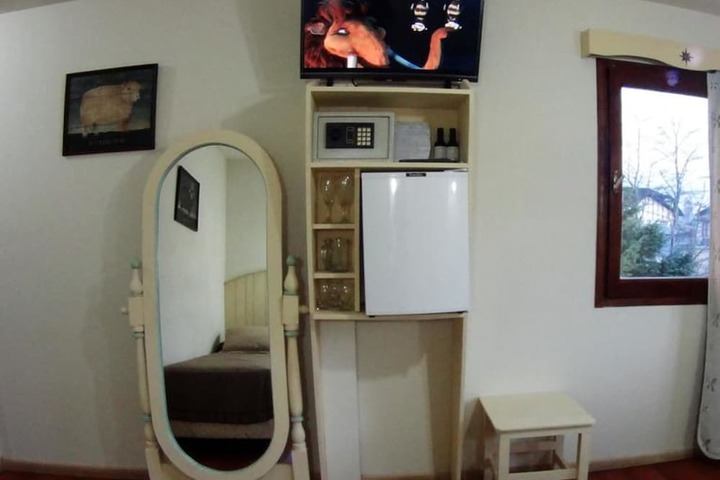 Room 8 of 51