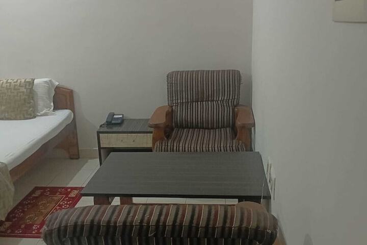 Room 20 of 29