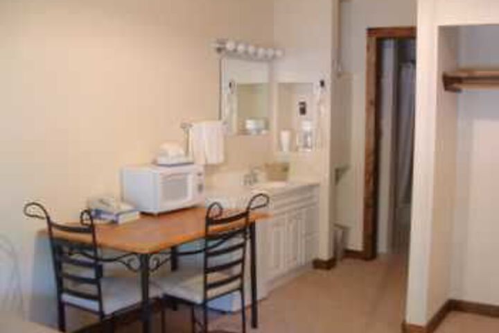 Room 11 of 26