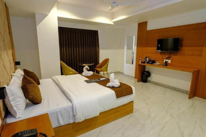 Room 13 of 60