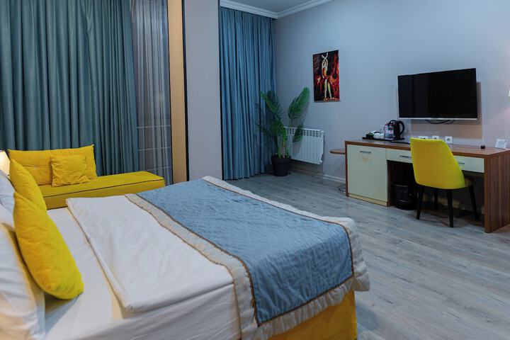 Room 21 of 60