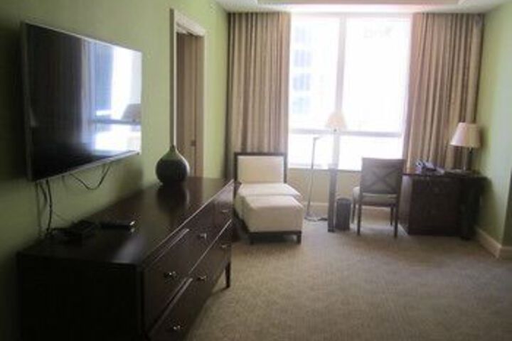 Room 35 of 86