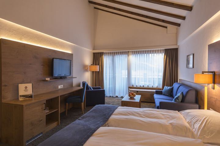 Room 15 of 71