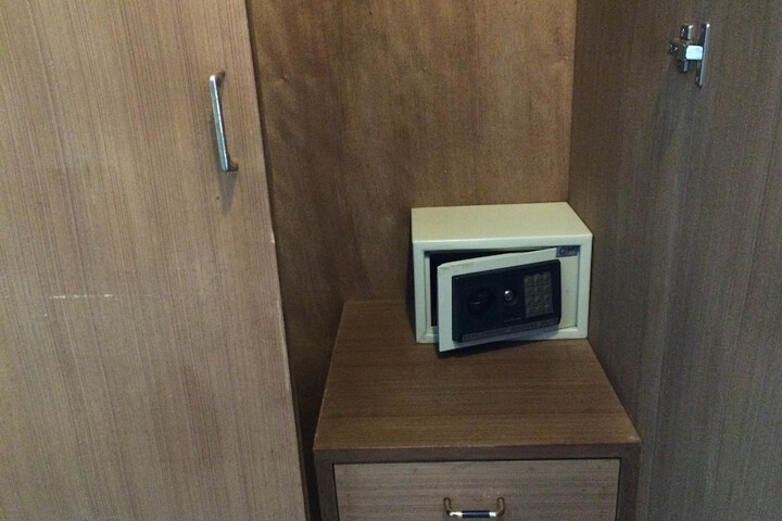 Room 26 of 140