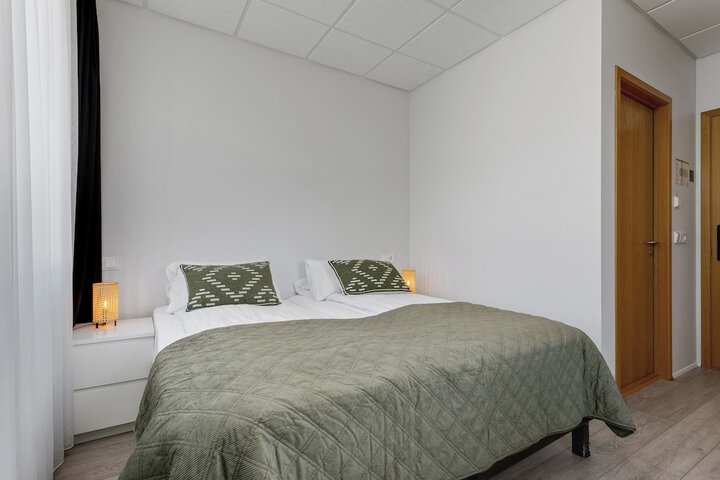Room 7 of 26