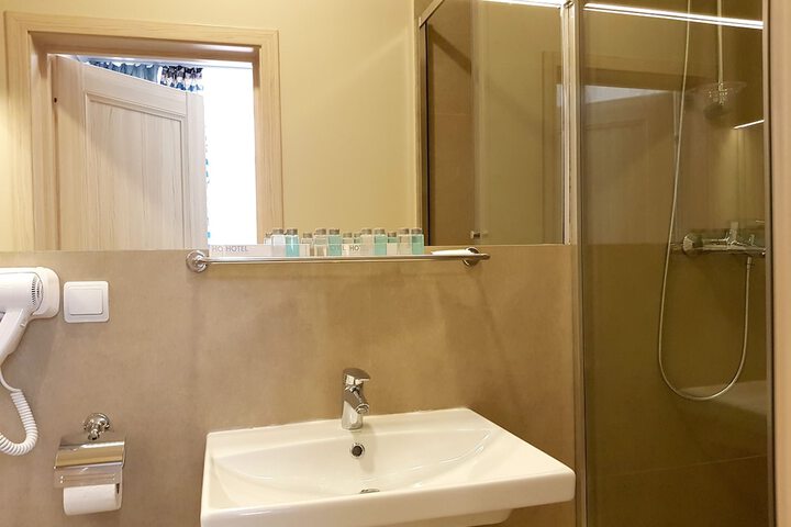 Room 75 of 89