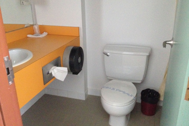 Room 8 of 16