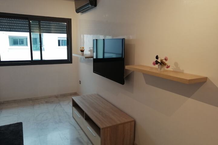 Room 10 of 38