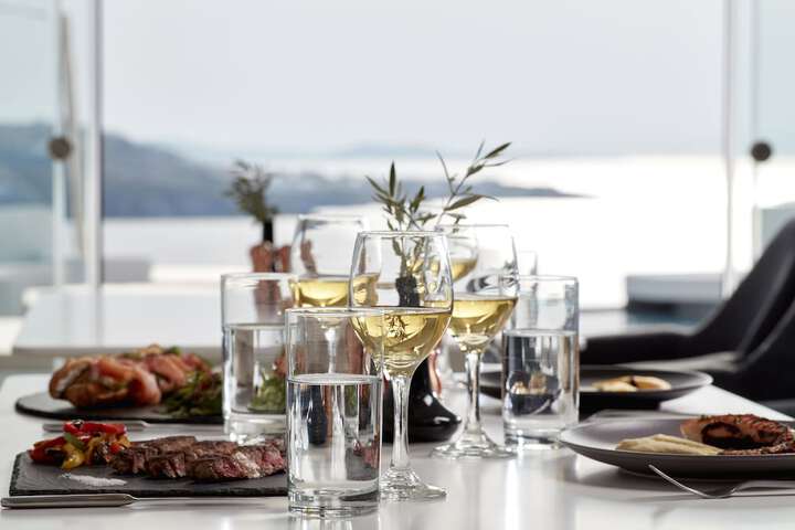 Dining 48 of 62
