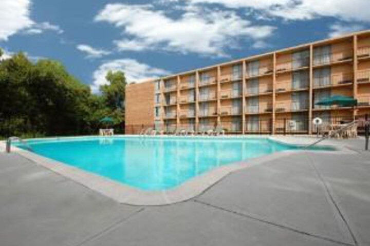 Pool 7 of 7