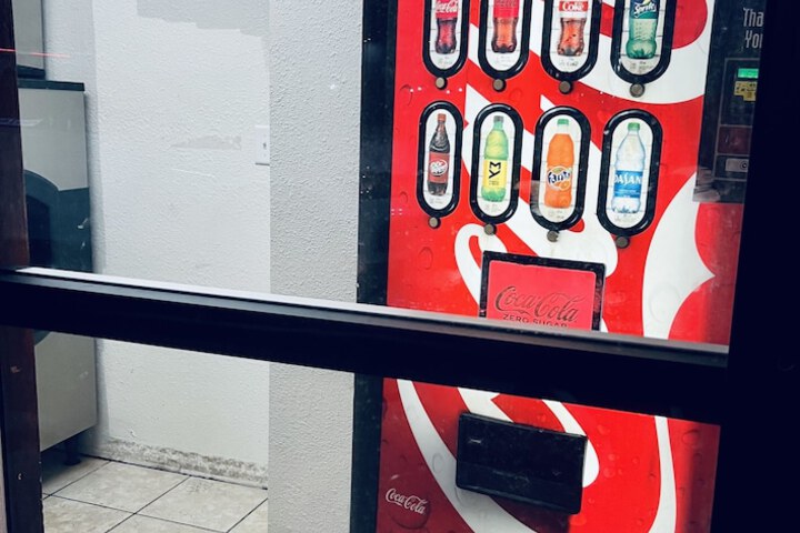 Vending machine