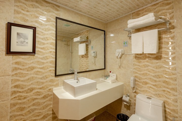 Room 26 of 55
