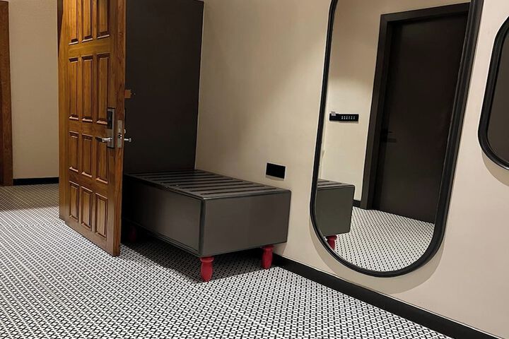 Room 20 of 47