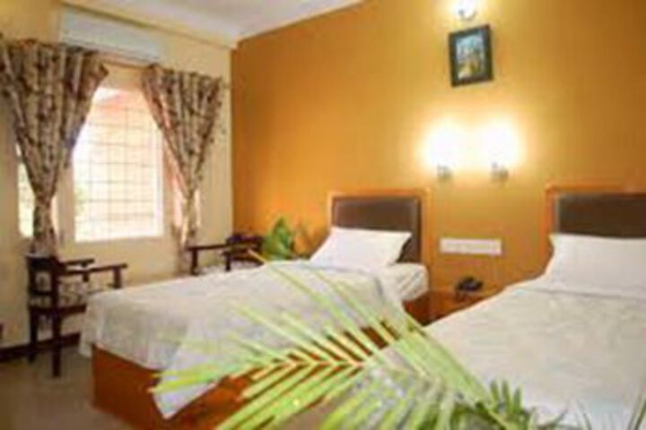 Room 2 of 24