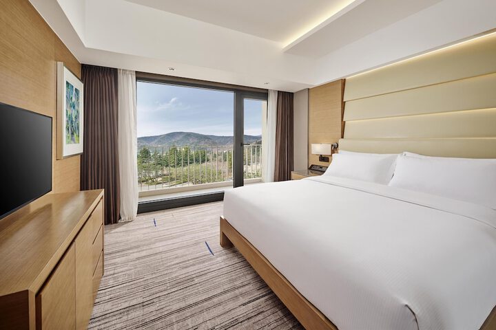 Room 25 of 71