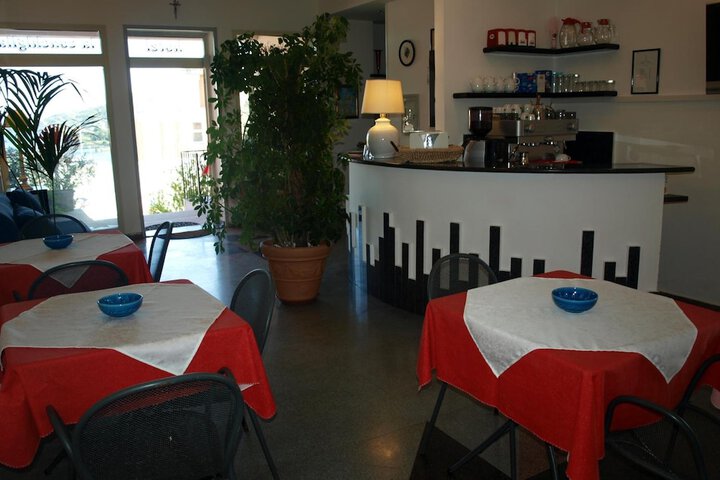 Dining Photos