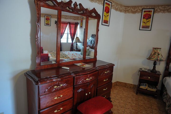 Room 10 of 69