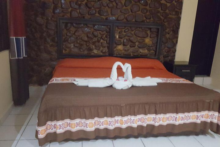 Room 14 of 20