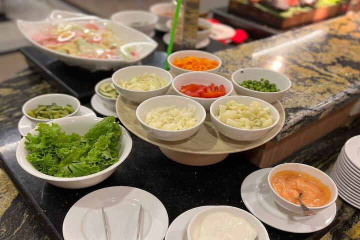 Dining 45 of 62