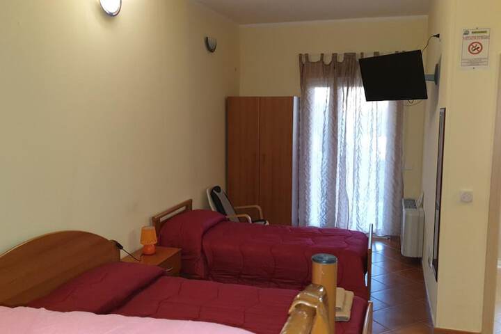 Room 19 of 65
