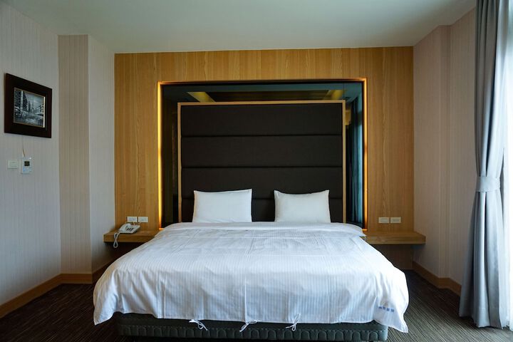 Room 26 of 53