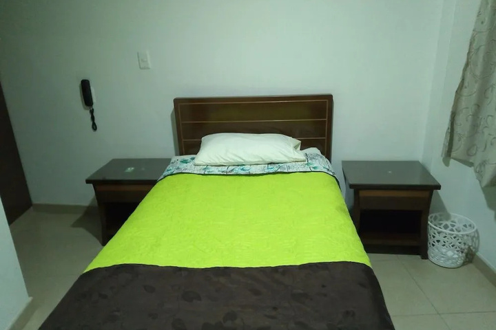 Room 2 of 11
