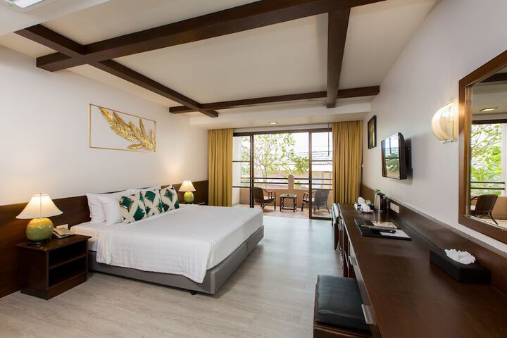 Room 43 of 110