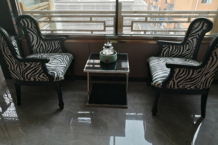 Hotel Interior 8 of 14