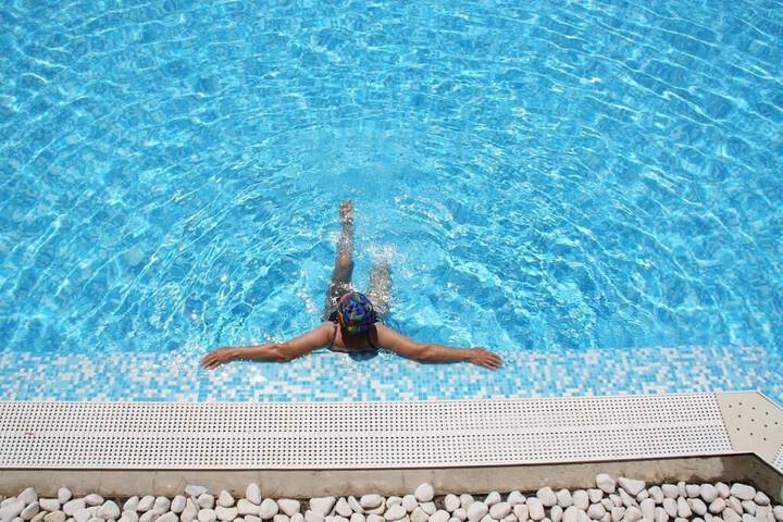 Pool 12 of 46