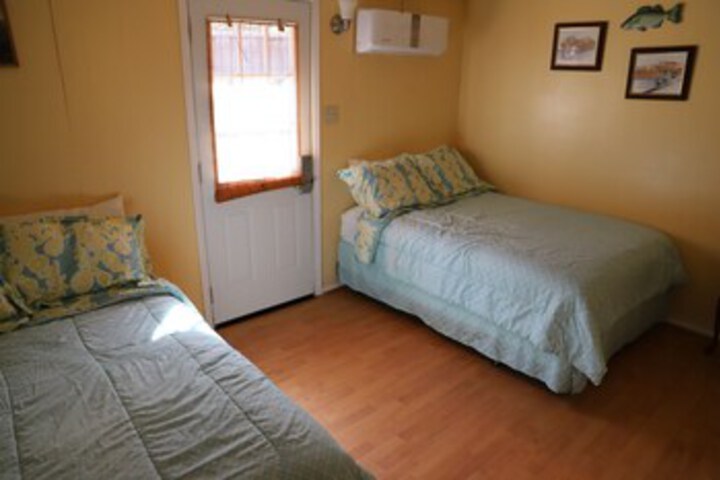 Room 22 of 38