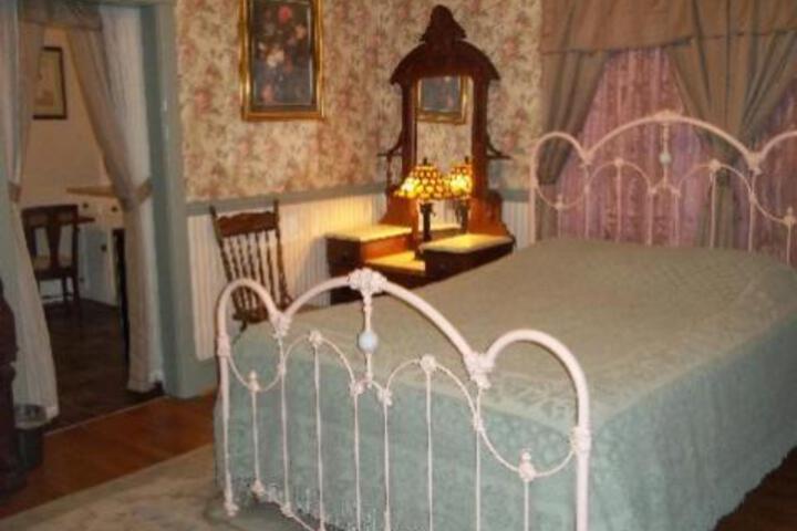 Photo 10