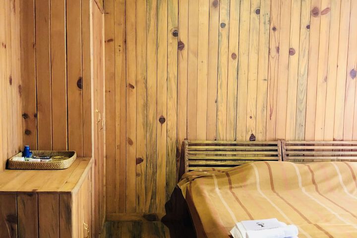 Room 16 of 53