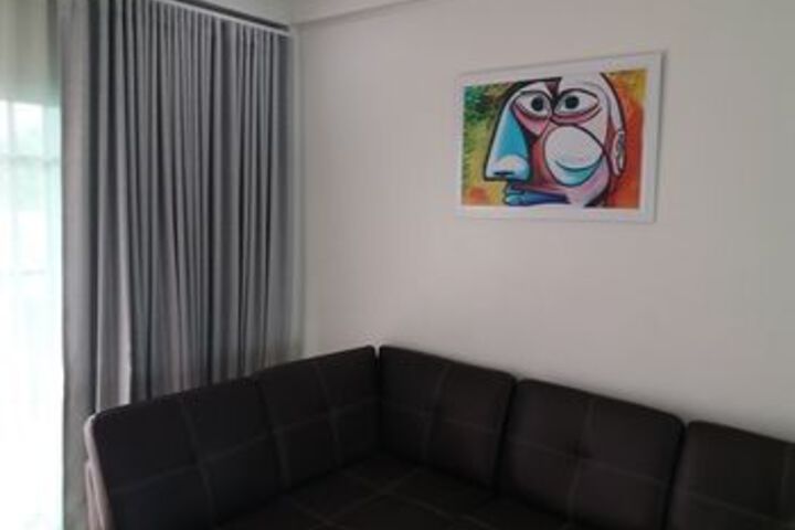 Room 28 of 37