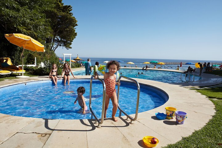 Pool Hotel