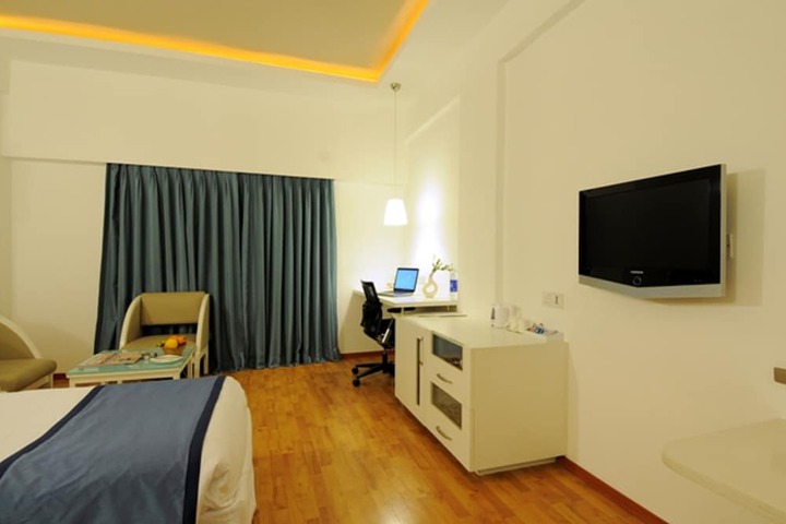 Room 6 of 29