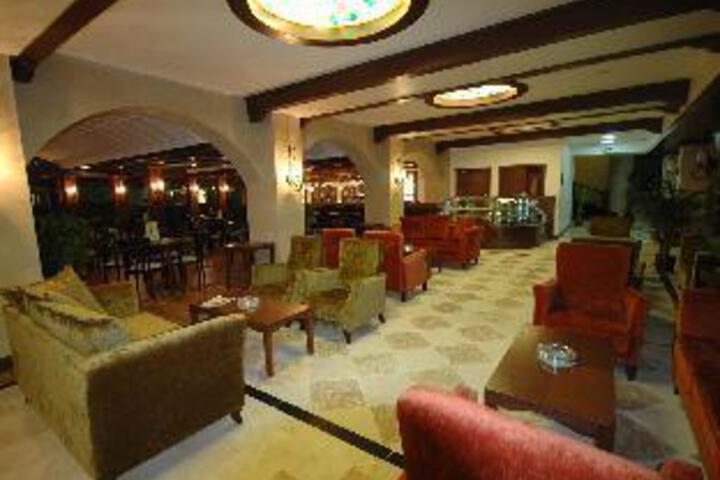 Guest Lobby
