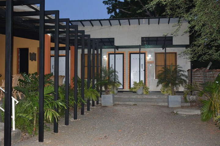 Room 8 of 23