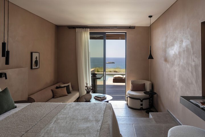 Room 28 of 71
