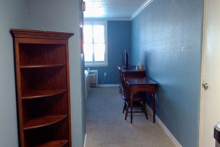 Room 28 of 88