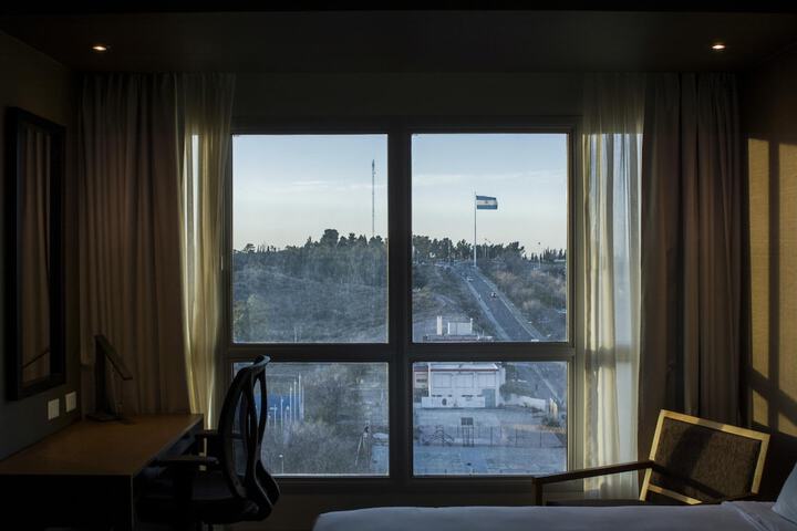 Room 29 of 49