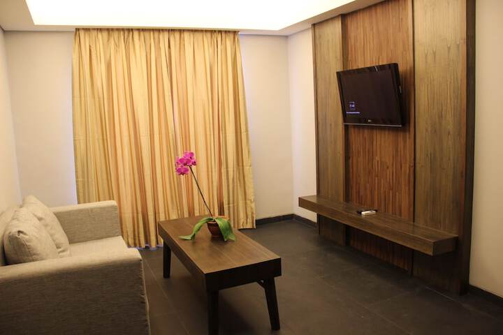 Room 3 of 24