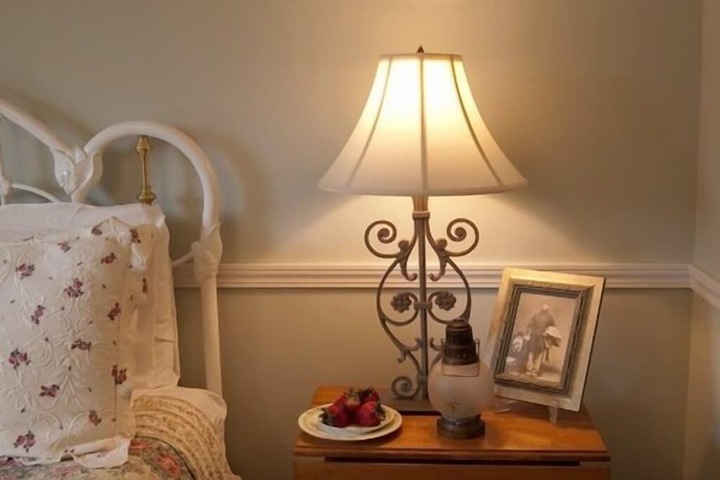 Room 12 of 49