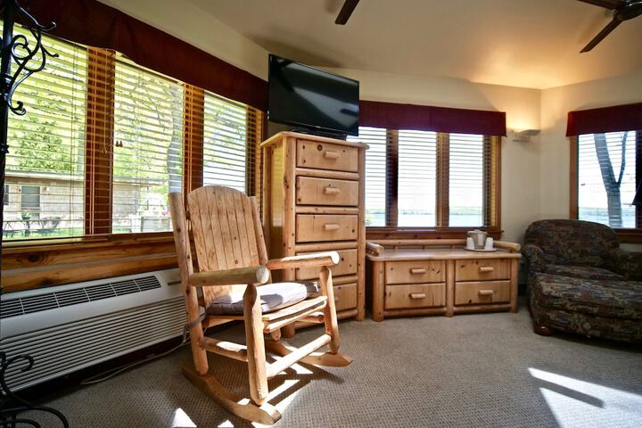 Room 7 of 62