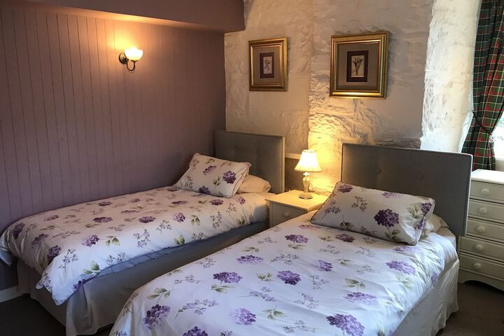 Room 5 of 47