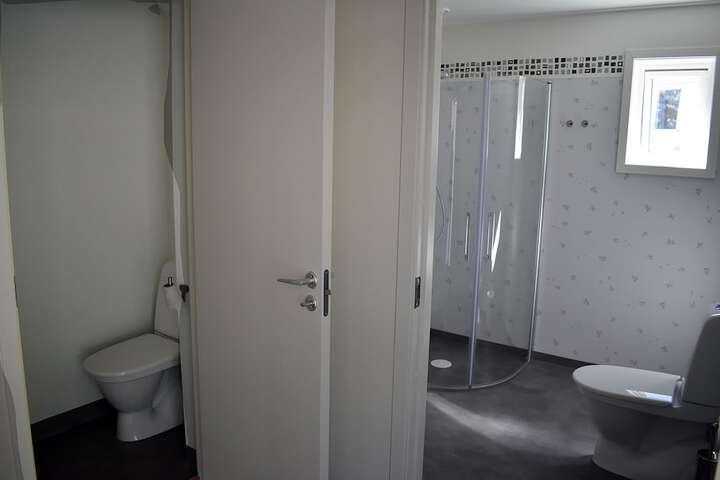 Room 42 of 66