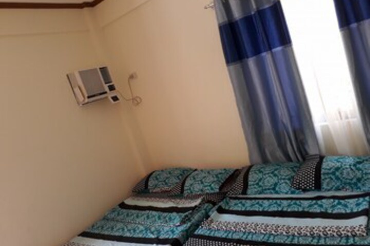 Room 12 of 21