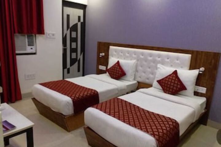 Image of AIRPORT HOTEL ROYAL INN