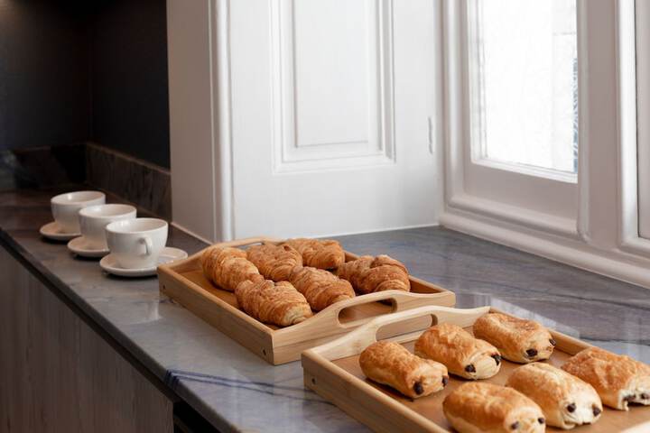 Breakfast/Coffee Service 57 of 69